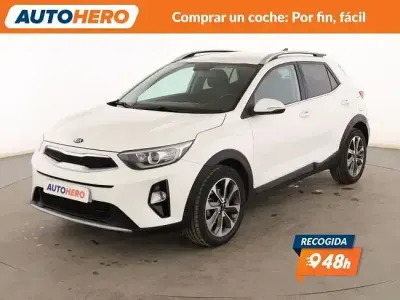 Usado Kia Stonic 101 CV (74 kW) 2020 Blanco SUV