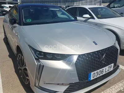Usado DS Automobiles DS4 Rivoli 130 CV (95 kW) 2022 Gris / plata SUV