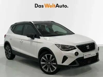 Usado Seat Arona FR 116 CV (85 kW) 2025 Blanco SUV