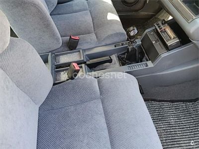 Gris / plata Usado 1992 Renault R25 Utilitario | 2800 €