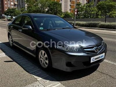 Gris / plata Usado 2007 Honda Accord Executive Berlina | 7300 € (Un poco caro)