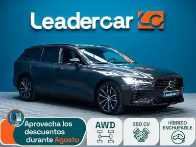 Usado Volvo V60 Plus 350 CV (257 kW) 2024 Gris / plata Familiar