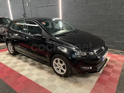 Usado VW Polo Advance 75 CV (55 kW) 2012 Negro Utilitario