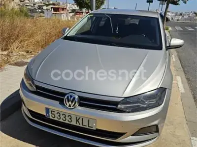 Usado VW Polo Advance 95 CV (69 kW) 2018 Beige Utilitario