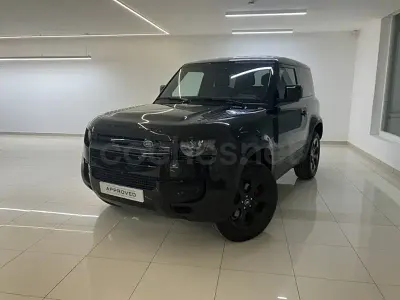 Usado Land Rover Defender SE 249 CV (183 kW) 2024 Negro SUV
