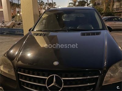 Negro Usado 2006 Mercedes ML420 SUV | 5000 €