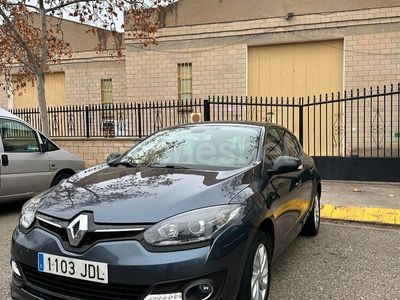 Gris / plata Usado 2015 Renault Mégane Intens Berlina | 8000 € (Precio justo)