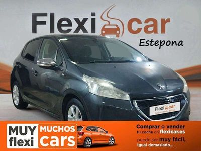 usado Peugeot 208 1.2 PureTech Style 82