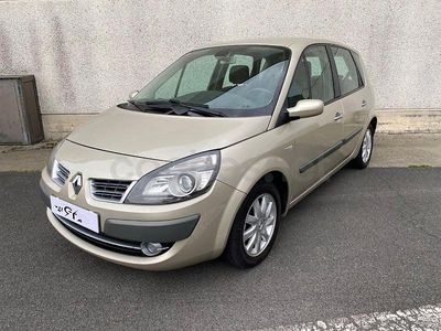 Usado Renault Scénic III Dynamique 110 CV (80 kW) 2009 Beige Monovolumen