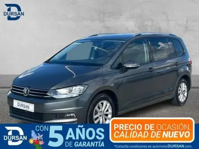 Usado VW Touran Advance 150 CV (110 kW) 2018 Gris Monovolumen