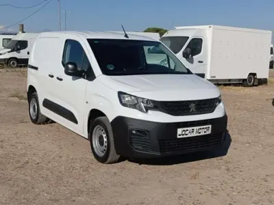 Usado Peugeot Partner S 102 CV (75 kW) 2021 Blanco Monovolumen