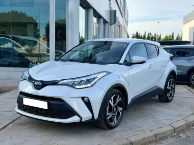 Usado Toyota C-HR Advance 122 CV (89 kW) 2023 Blanco SUV