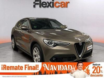 Gris / plata Usado 2018 Alfa Romeo Stelvio Executive SUV | 20.390 € (Precio justo)