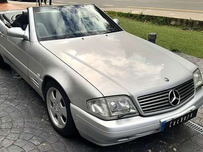 Usado Mercedes SL500 224 CV (164 kW) 1999 744 plata brillante Descapotable
