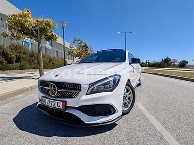 Usado Mercedes CLA200 Shooting Brake 156 CV (114 kW) 2018 Blanco Familiar