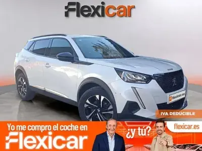 Usado Peugeot 2008 Allure 130 CV (95 kW) 2023 Blanco SUV