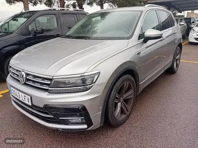 Usado VW Tiguan R-line 150 CV (110 kW) 2020 Gris SUV