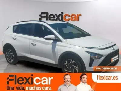 Usado Hyundai Bayon 100 CV (73 kW) 2022 Blanco SUV