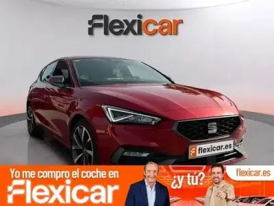 Usado Seat Leon FR 150 CV (110 kW) 2020 Rojo Berlina