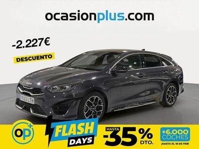Usado Kia ProCeed GT-Line 160 CV (117 kW) 2021 Gris Familiar