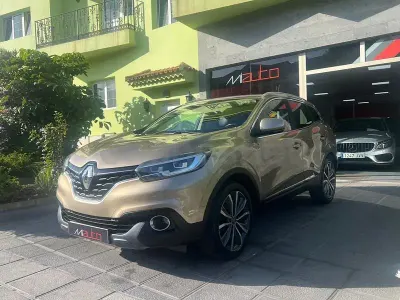 Usado Renault Kadjar Intens 130 CV (95 kW) 2017 Beige SUV