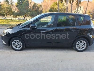 Negro Usado 2016 Renault Scénic III LIMITED Monovolumen | 8900 € (Precio justo)
