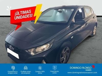 Usado Hyundai i20 84 CV (61 kW) 2022 Gris Utilitario