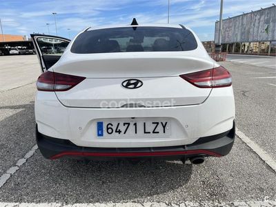 Usado Hyundai i30 N Line 120 CV (88 kW) 2022 Blanco Berlina
