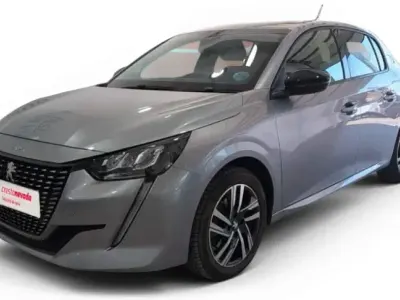 Usado Peugeot 208 Allure 100 CV (73 kW) 2023 Utilitario