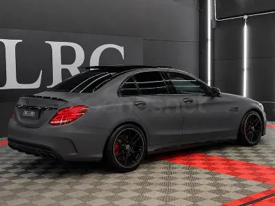 Usado Mercedes C63S AMG 510 CV (375 kW) 2016 Gris / plata Berlina