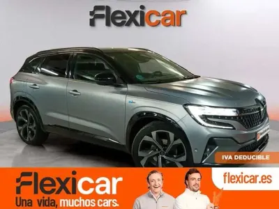 Usado Renault Austral Iconic Esprit Alpine 199 CV (146 kW) 2022 Gris SUV