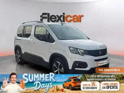 Usado Peugeot Rifter GT 130 CV (95 kW) 2023 Blanco Monovolumen
