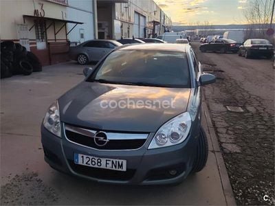 Usado Opel Vectra Essentia 100 CV (73 kW) 2007 Azul Berlina