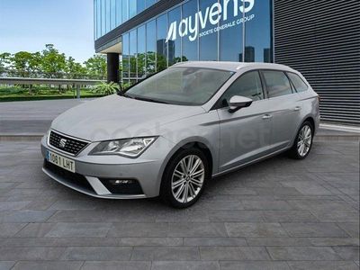 Usado Seat Leon XCELLENCE 130 CV (95 kW) 2020 Gris / plata Familiar