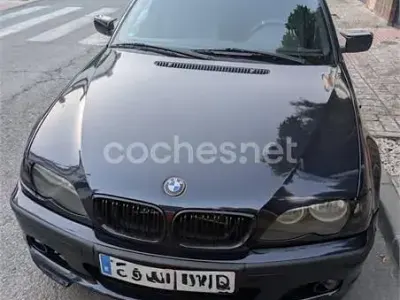 Usado BMW 318 143 CV (105 kW) 2003 Azul Berlina