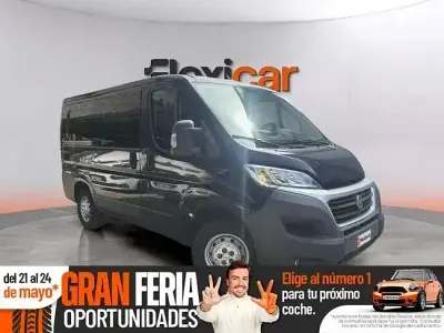 Usado Fiat Ducato 150 CV (110 kW) 2018 Azul Van