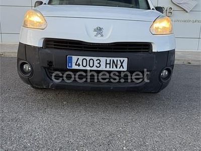 Blanco Usado 2014 Peugeot Partner Tepee Active Monovolumen | 4990 €