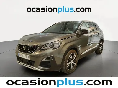 Usado Peugeot 3008 Allure 131 CV (96 kW) 2018 Gris SUV