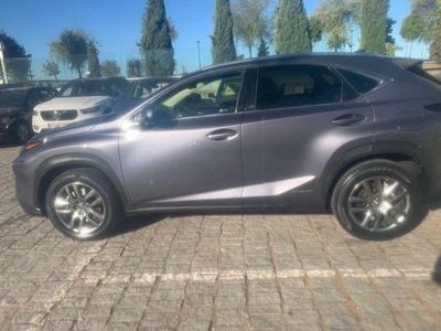 Lexus NX300h