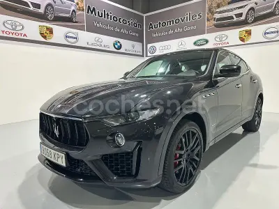 Usado Maserati Levante 350 CV (257 kW) 2018 Negro SUV