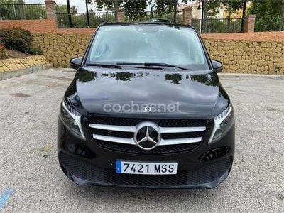 Negro Usado 2024 Mercedes V220 Avantgarde Monovolumen | 61.000 € (Caro)