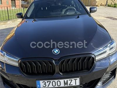 Usado BMW 530e Comfort Edition 292 CV (214 kW) 2021 Azul Familiar