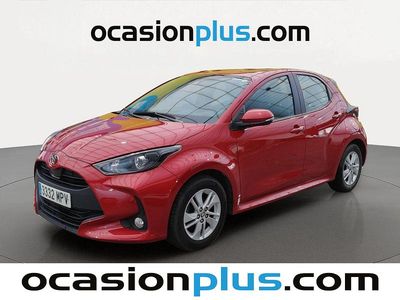 Usado Toyota Yaris Edition 125 CV (91 kW) 2024 Rojo Utilitario