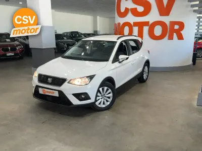 Usado Seat Arona Style 95 CV (69 kW) 2021 Blanco SUV