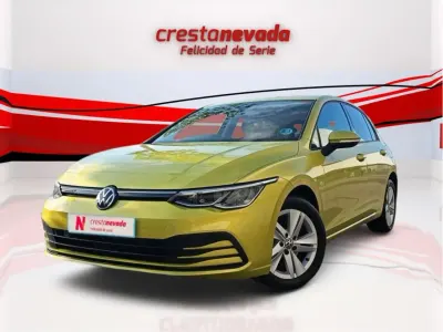Usado VW Golf VIII Life 150 CV (110 kW) 2021 Amarillo