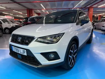 Usado Seat Arona Ecomotive 116 CV (85 kW) 2020 Blanco SUV