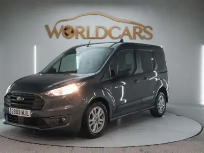 Usado Ford Transit Trend 101 CV (74 kW) 2023 Gris Familiar