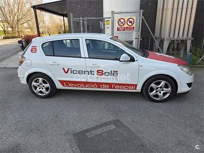 Usado Opel Astra Enjoy 100 CV (73 kW) 2007 Blanco Berlina