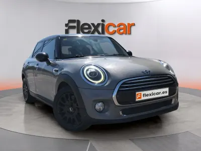 Usado Mini Cooper 136 CV (100 kW) 2019 Gris Utilitario