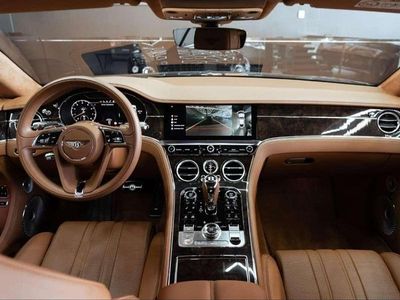 Verde Usado 2021 Bentley Continental GT Coupe | 162.900 €